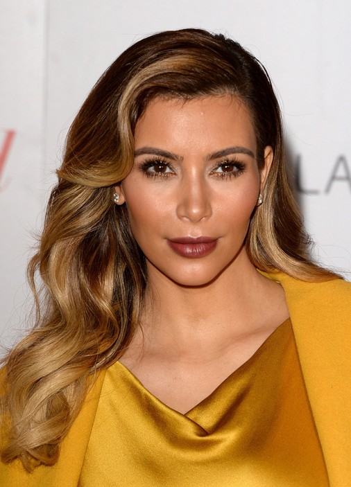 Kim Kardashian Hairstyles 2014: Kim Kardashian’s latest long wavy ...