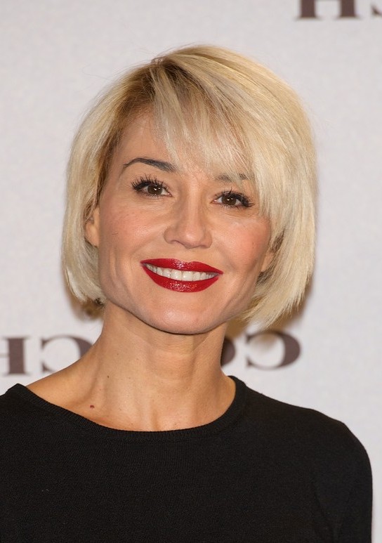 Juncal Rivero Cute Short Blonde Bob Haircut With Bangs Styles Weekly