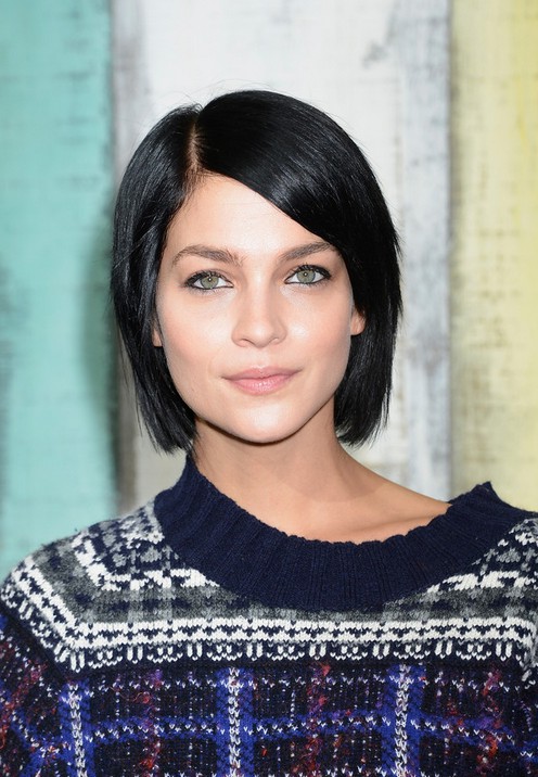 Leigh Lezark Short Black Bob Haircut With Bangs Styles Weekly