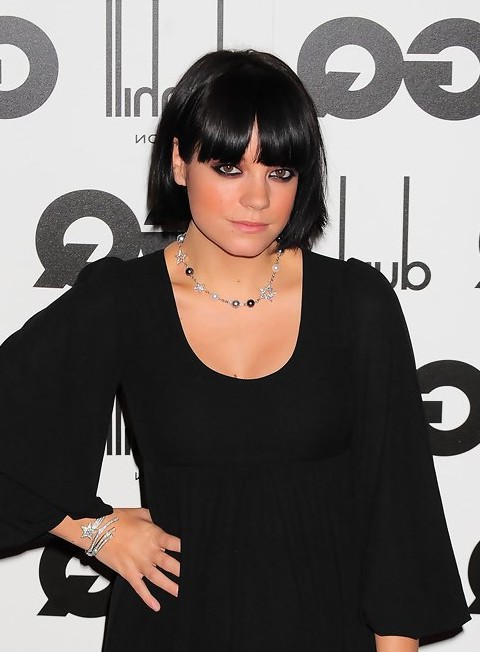 Lily Allen Short Black Blunt Bob Haircut Styles Weekly