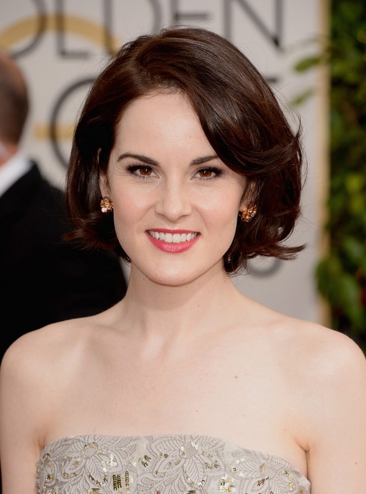 Layered Bob Hairstyle For Round Face Shapes From Michelle Dockery