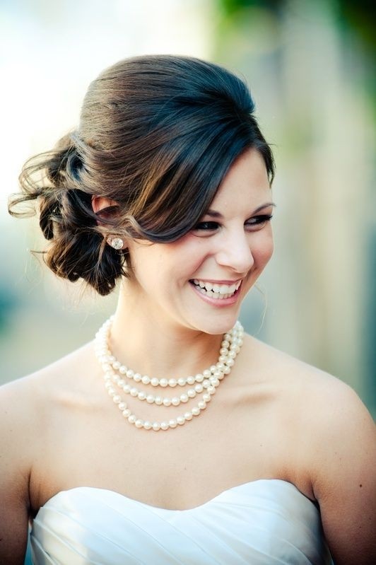 Bridal Hairstyles for Medium Length Hair: Messy Updos / Via