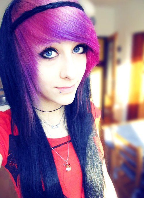 Cool Emo hairstyle for girls with long hair  Styles Weekly