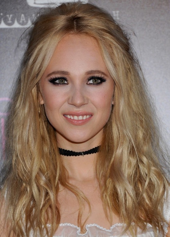 Juno Temple Tousled Curly Half Up Half Down Hairstyle For