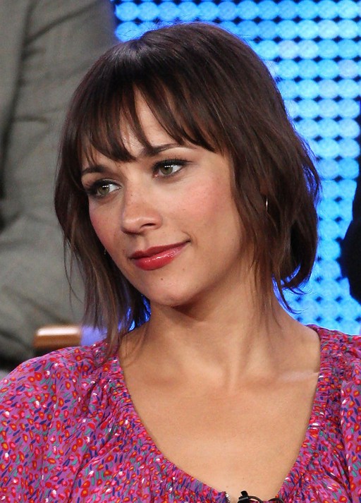 Rashida Jones Chic Simple Short Straight Haircut Styles Weekly