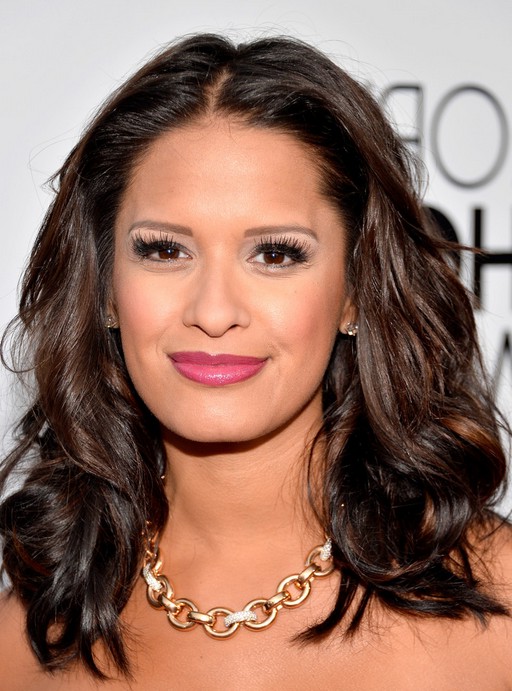 Rocsi Diaz Shoulder Length Brunette Wavy Hairstyle for Thick Hair