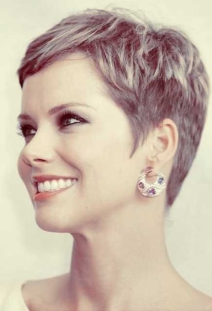 Best Short Pixie Hairstyles for Women Over 40 / Via