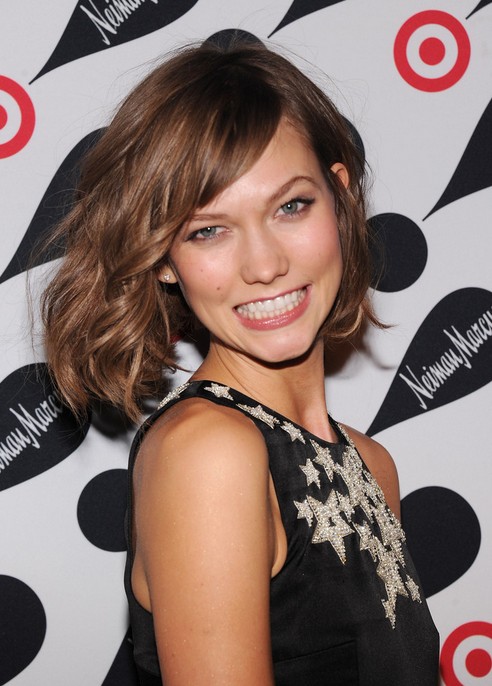 Karlie Kloss short hairstyle – cute brunette bob hairstyle with long ...