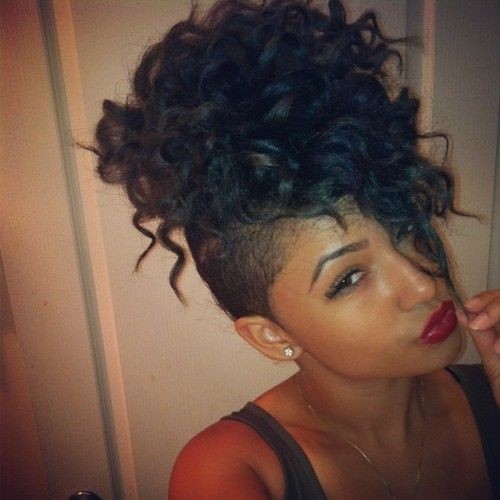 12 Pretty Short Curly Hairstyles for Black Women | Styles Weekly