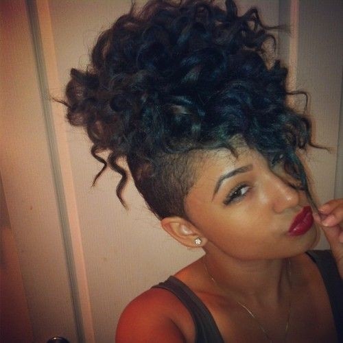 12 Pretty Short Curly Hairstyles For Black Women Styles Weekly