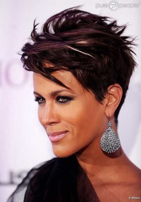 12 Fabulous Short Hairstyles For Black Women Styles Weekly