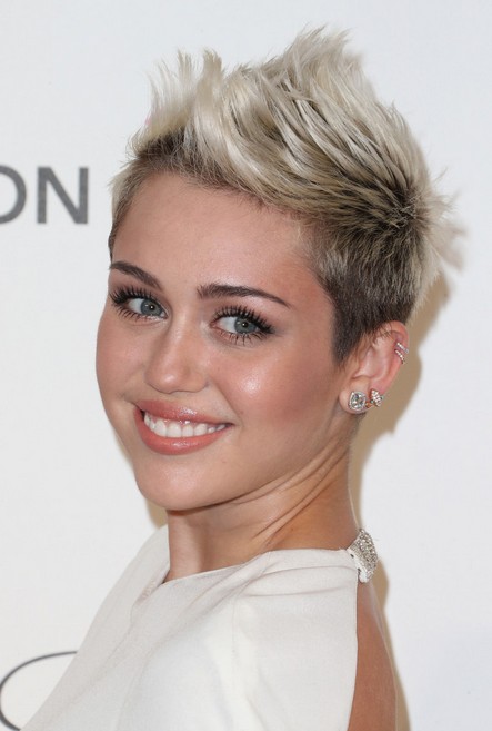 Miley Cyrus Short Spiky Fauxhawk Haircut For Women1 Styles Weekly