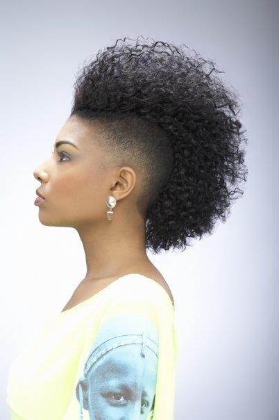 12 Fabulous Short Hairstyles For Black Women Styles Weekly