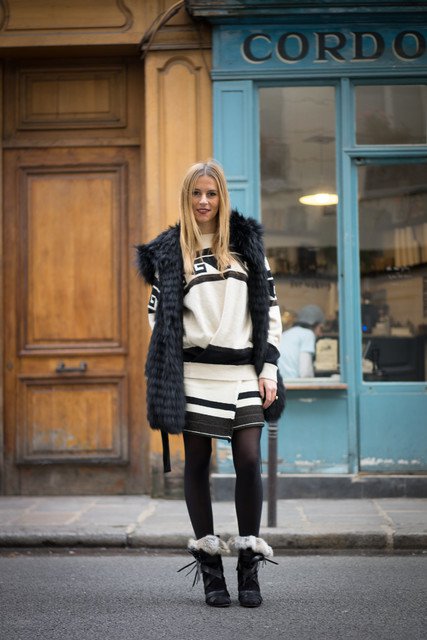 Stylish Outfit Idea with Black Fur Coat
