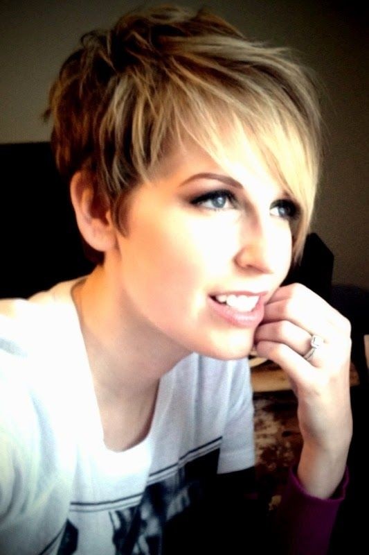 25 Stunning Short Hairstyles For Summer Styles Weekly