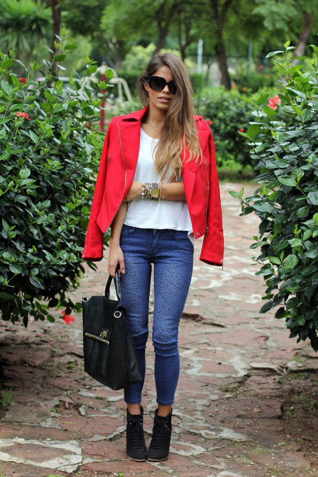 outfit red jacket