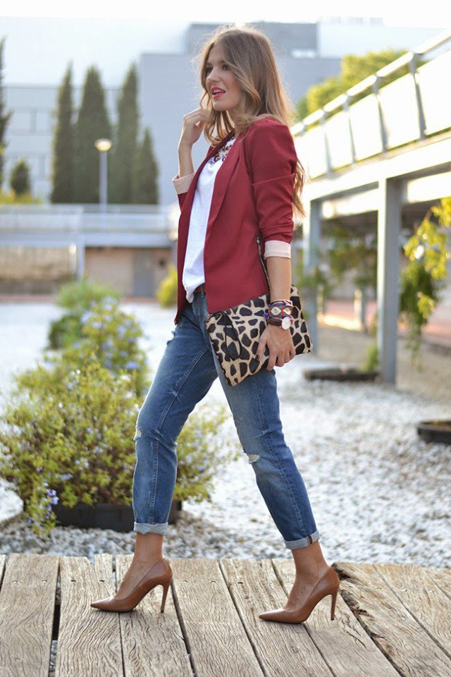 burgundy blazer outfit women