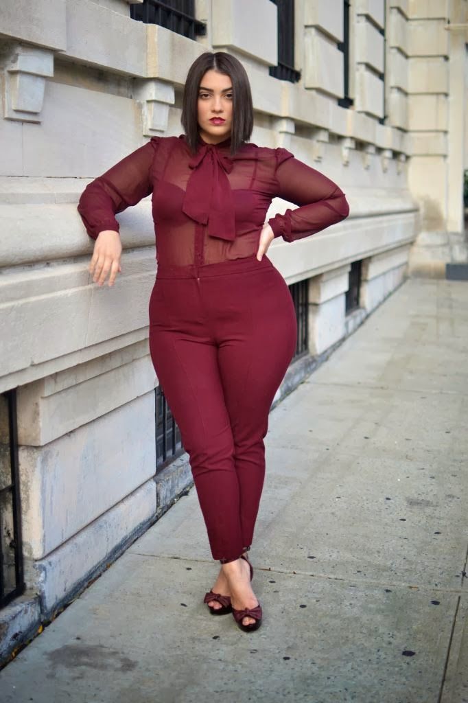 26 'Curvy Girl' Outfit Ideas - Styles Weekly