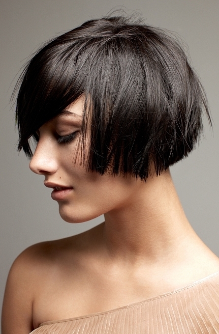 24 Fun And Sexy Short Brown Hairstyles 2024 Dark And Light Brown Brunette Styles Weekly 