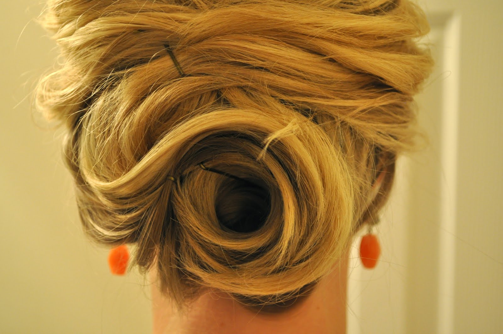 bobby pin updo