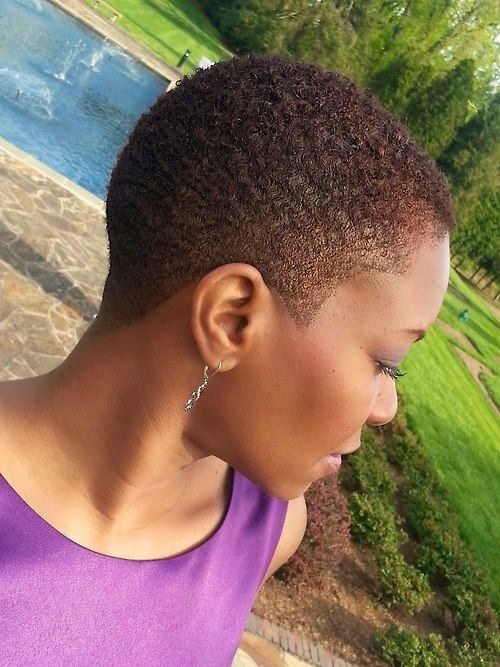 24 Cute Curly and Natural Short Hairstyles For Black Women ...