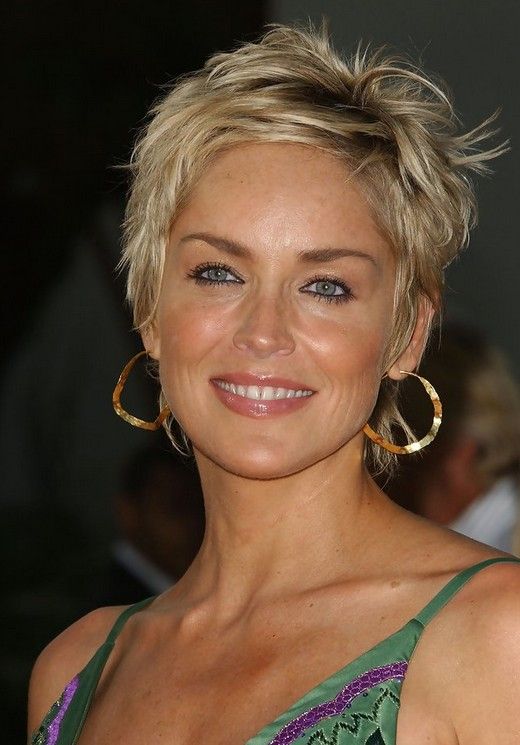 23 Great Short Haircuts for Women Over 50 - Styles Weekly
