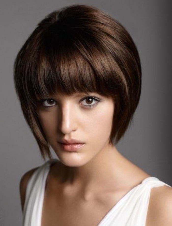 23 Cute Short Hairstyles With Bangs Styles Weekly