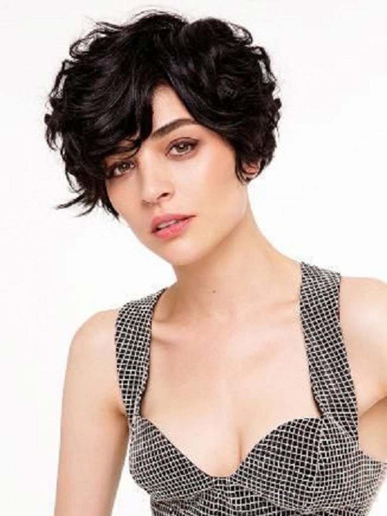 20 Stylish Wavy Curly Pixie Cuts For Short Hair Styles