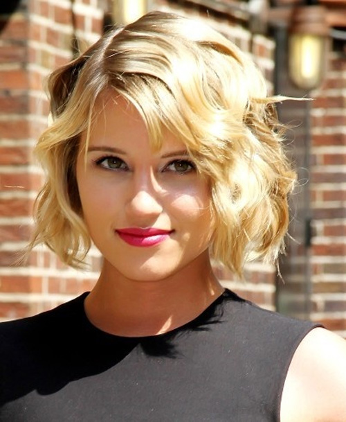 25 Delightful Wavy Curly Bob Hairstyles For Women Styles