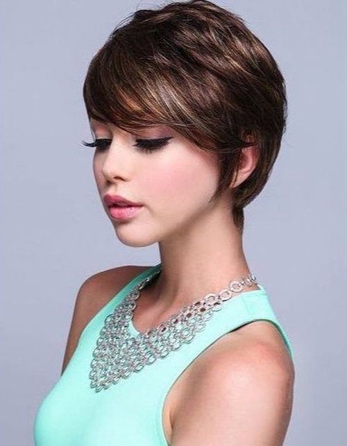 17 Effortless Chic Short Haircuts For Thick Hair Styles Weekly