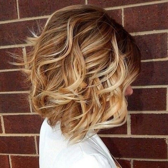 20 Delightful Wavy Curly Bob Hairstyles For Women Bob Hairstyles 2020 