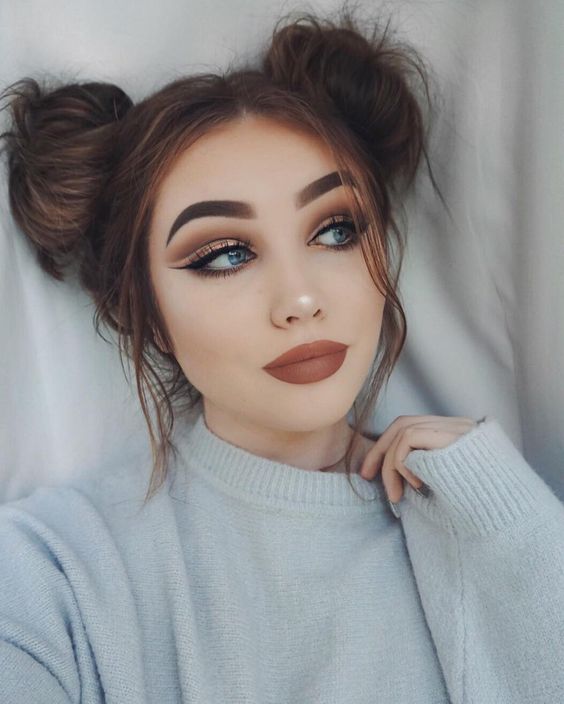16 Super Cute Space Bun Hairstyles You Can Try This Year ...