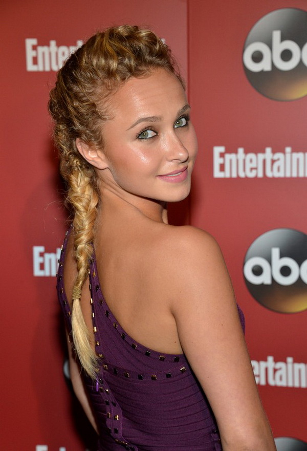 Hayden Panettiere Knotted Fishtail Braid