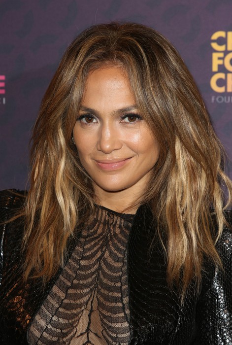 Jennifer Lopez Caramel Wavy Hairstyle