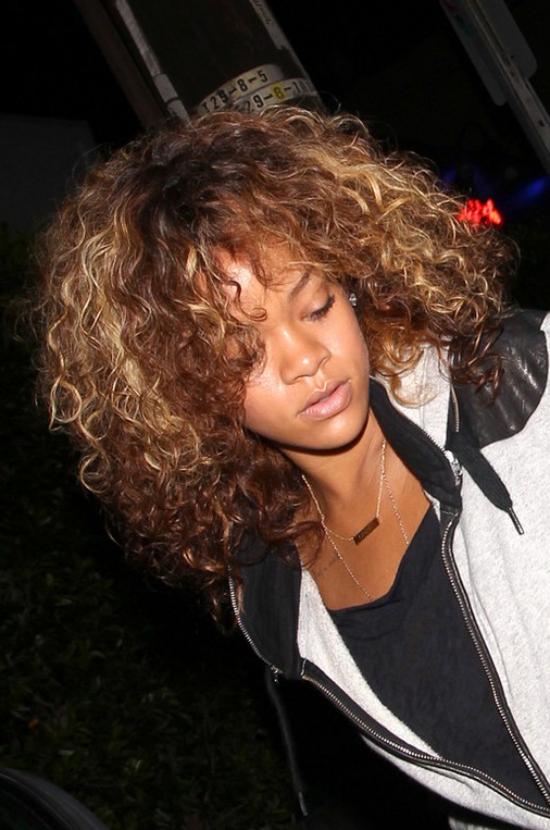 Rihanna Curly Hairstyles