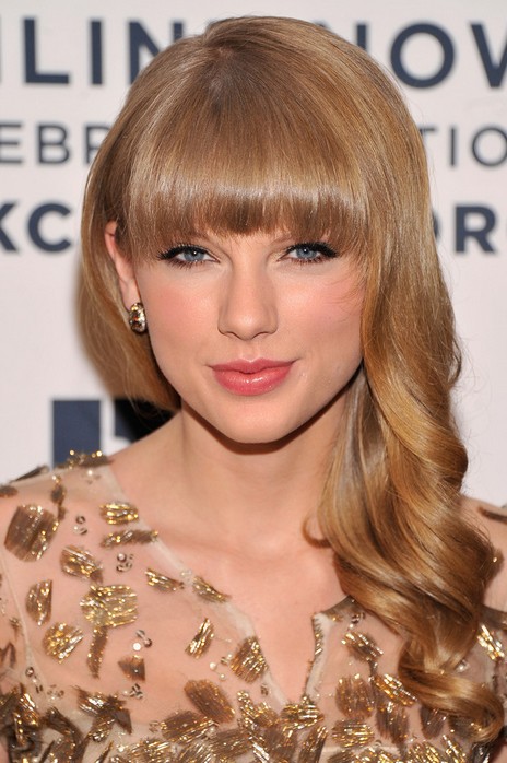Taylor Swift Long Curls with Bangs
