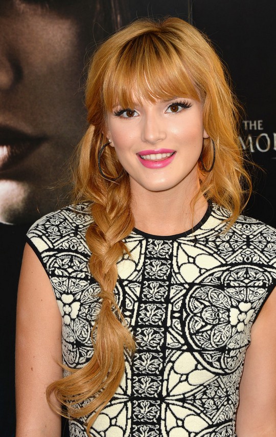 Bella Thorne Braided Hairstyle: Loose Side Braid Hair Style