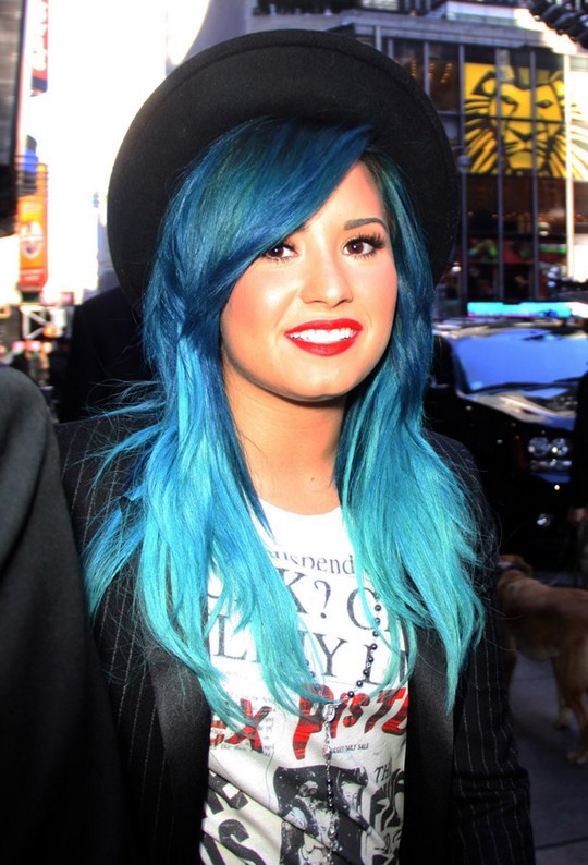 Demi Lovato Blue Hair: Ombre Hairstyles for Long Hair