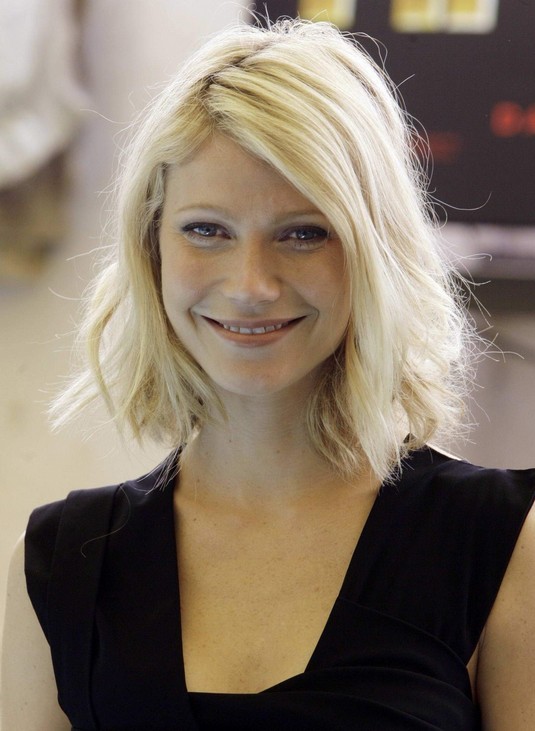 Gwyneth Paltrow Short Hairstyle without Makeup