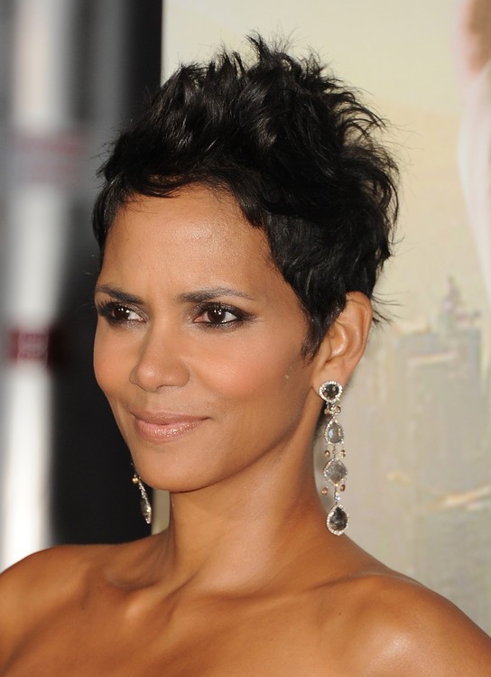 Halle Berry Spiked Messy Pixie Cut for Women | Styles Weekly