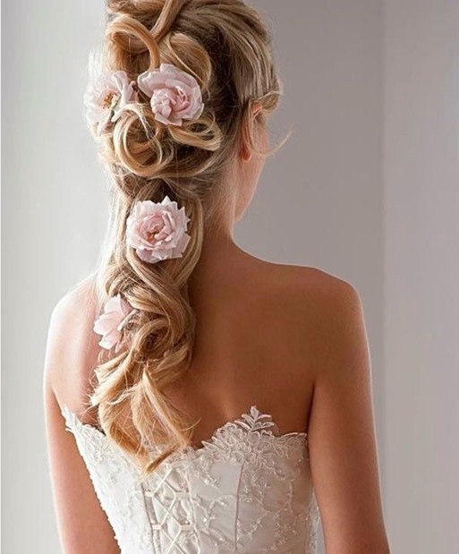 Hottest Wedding Hairstyles for Bride Long Hair