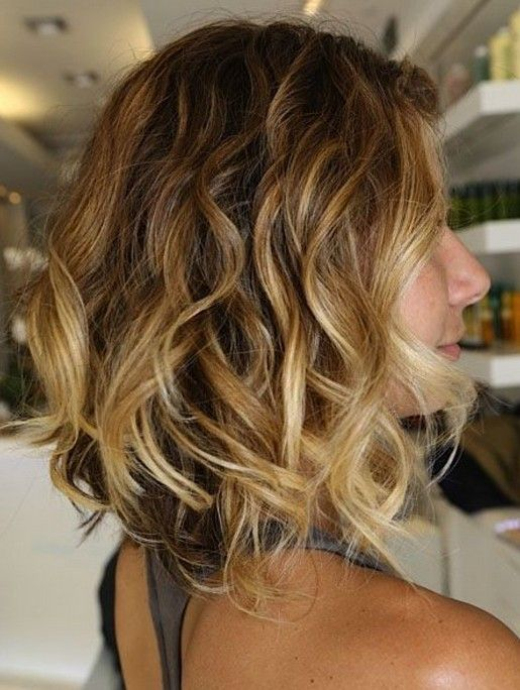 Side View of Sexy Ombre Bob Hairstyle with Waves
