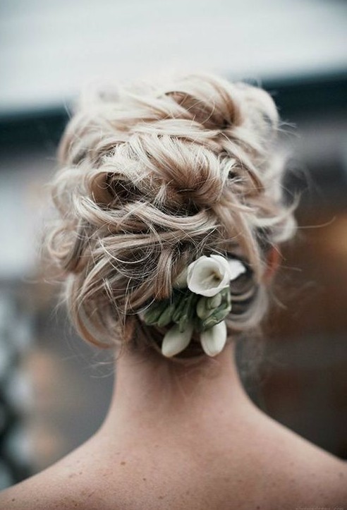 20 messy wedding updos for 2016