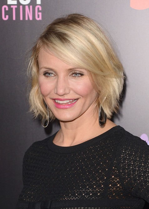 Hairstyle for Women Over 40 - Cameron Diaz Short Bob Hairstyle 