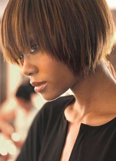 Groovy Short Bob Hairstyles for Black Women - Styles Weekly