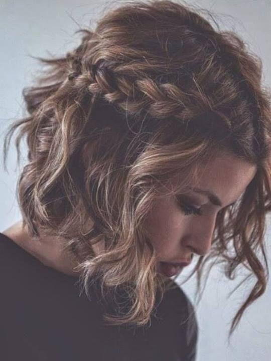 Easy Hairstyles For Short Wavy Hair - YouTube