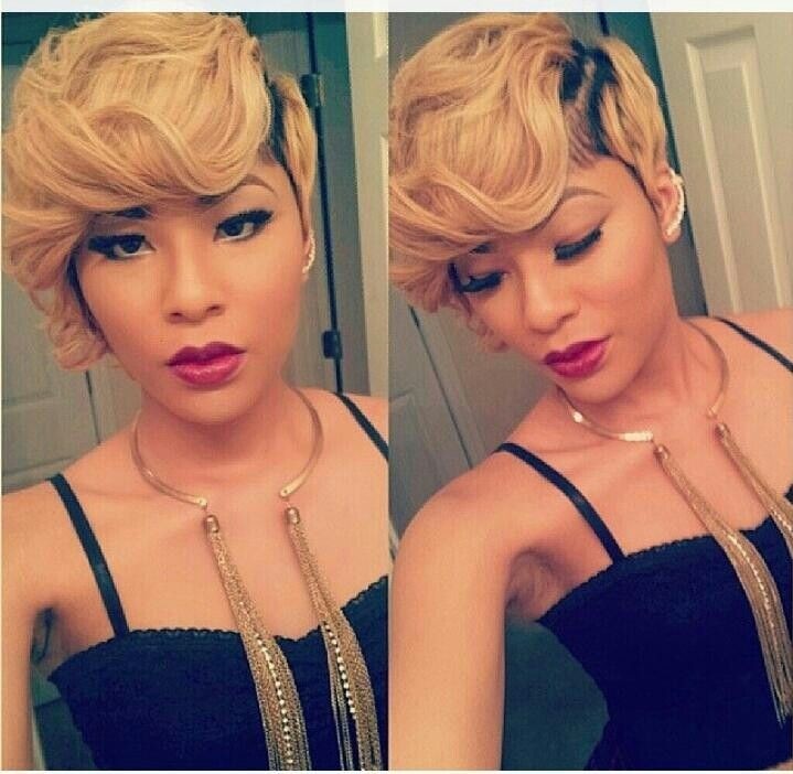 Pretty Blonde Wavy Hairstyle for Short Hair - Haircuts for African American Women