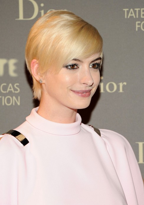Anne Hathaway Short Pixie Cut with Side Swept Bangs for Women