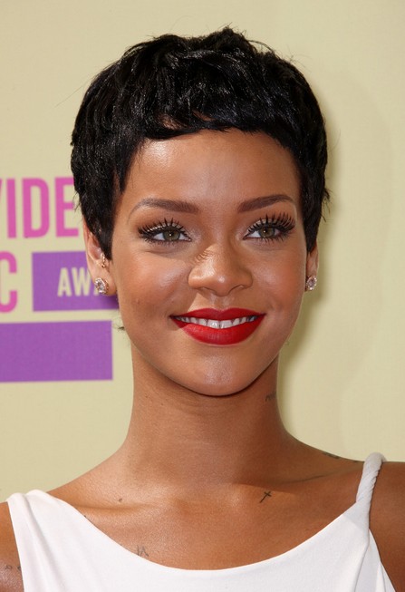 60 Hottest Celebrity Short Haircuts for 2023 - Styles Weekly