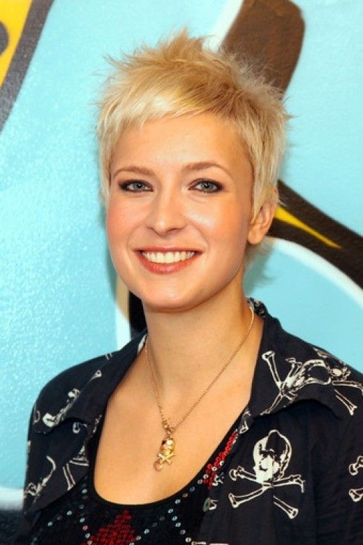 Womens Very Short Hairstyles 2014